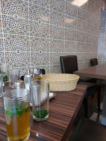 Bakkerij menara Boulangerie en Patisserie ontbijt en lunch Vuurplaat 322)