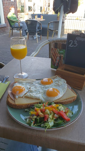 Comentarii opinii despre Eetcafé J&A