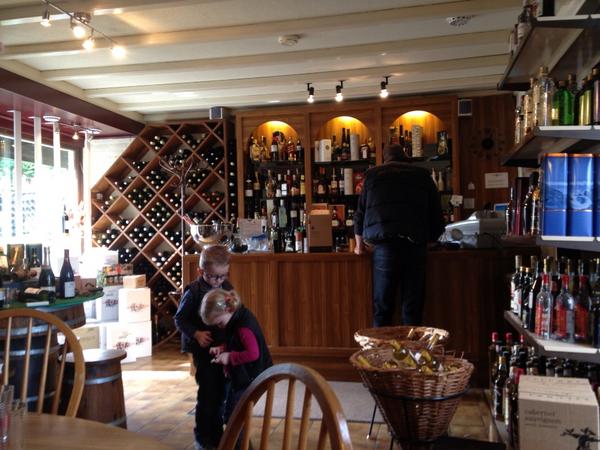 Opinii despre Wijnhuis l'Ambiance B.V. în Hulsberg - Horeca