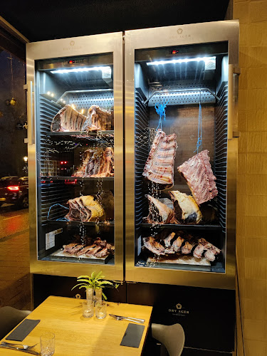 Comments and reviews of The Uptown Meat Club