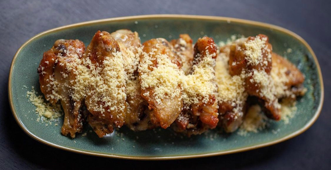 The Wings Paradise Den Haag Phone number