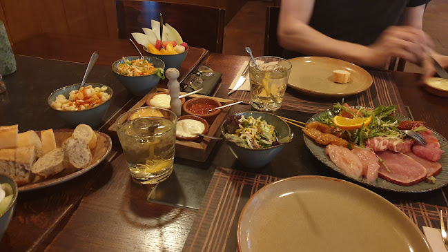 Opinii despre Grill-Restaurant & Bowling "Net Iets Anders" în Oisterwijk - Horeca