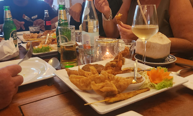 Comentarii opinii despre Erawan Thai Restaurant