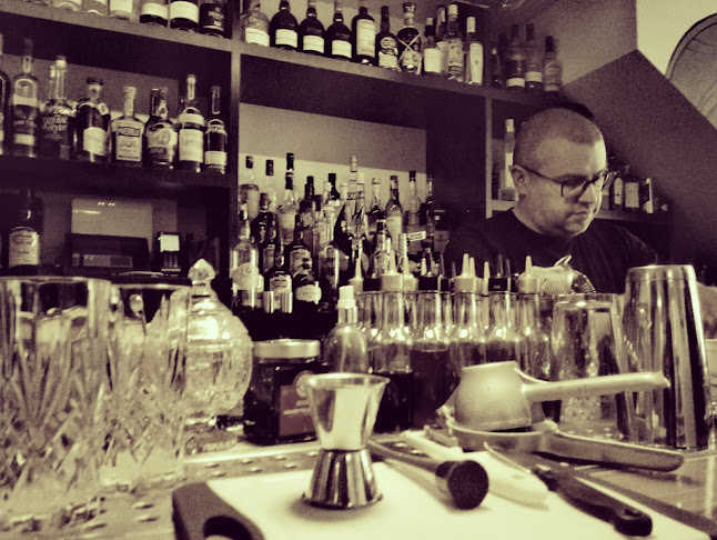 Comentarii opinii despre Behind Bars Cocktailbar