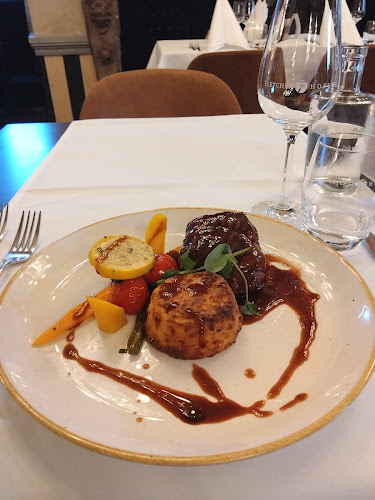 https://www.kasteelerenstein.nl/nl/restaurant