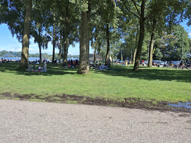 Beach House Het Kralingse Bos Phone number