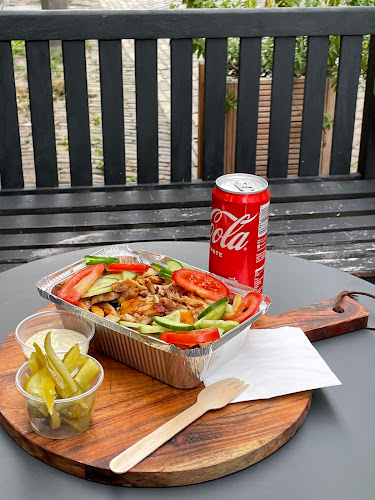 Comments and reviews of ShahbaaRoos Restaurant