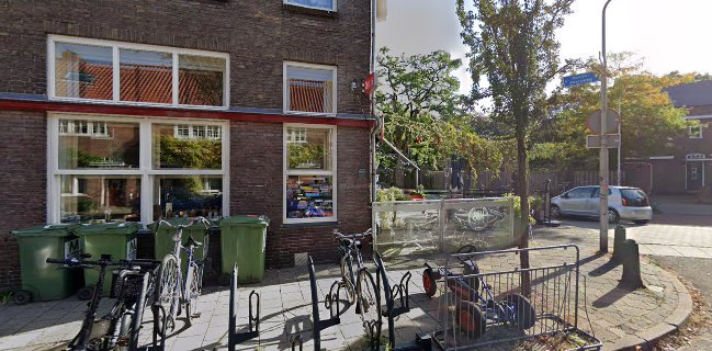 Comentarii opinii despre Beij Ons