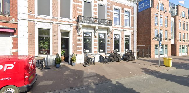 Big Belly Bar & Restaurant