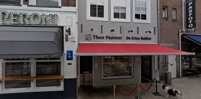 Theo Pastoor, de Echte Bakker