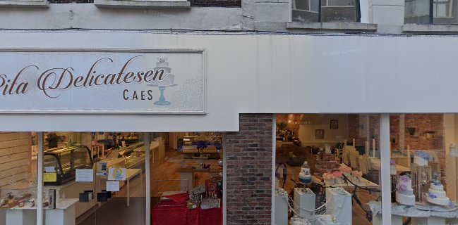 Pita Delicatessen Cakes