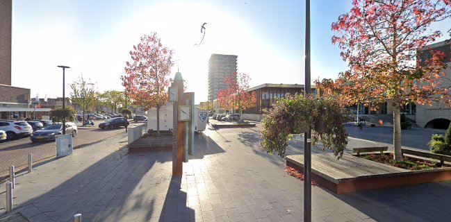 Uw Oliebollen bakker, Wesley Smit