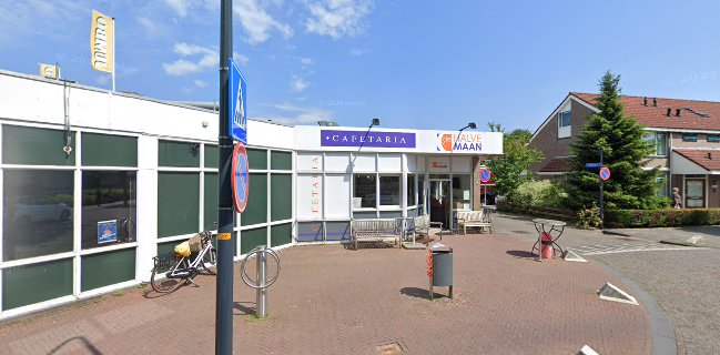 Cafetaria De Halve Maan