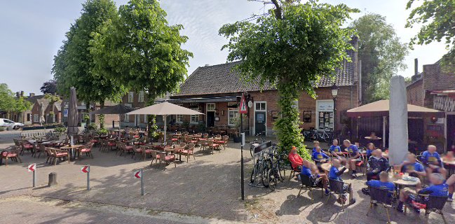 't Menneke eten en drinken